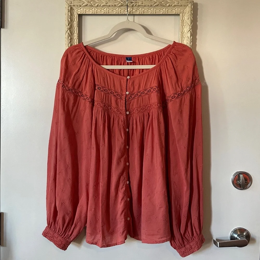 OLD NAVY | Sugar Poppy Color Embroidered Lace Trimmed Cotton Blend Blouse - Picture 2 of 16